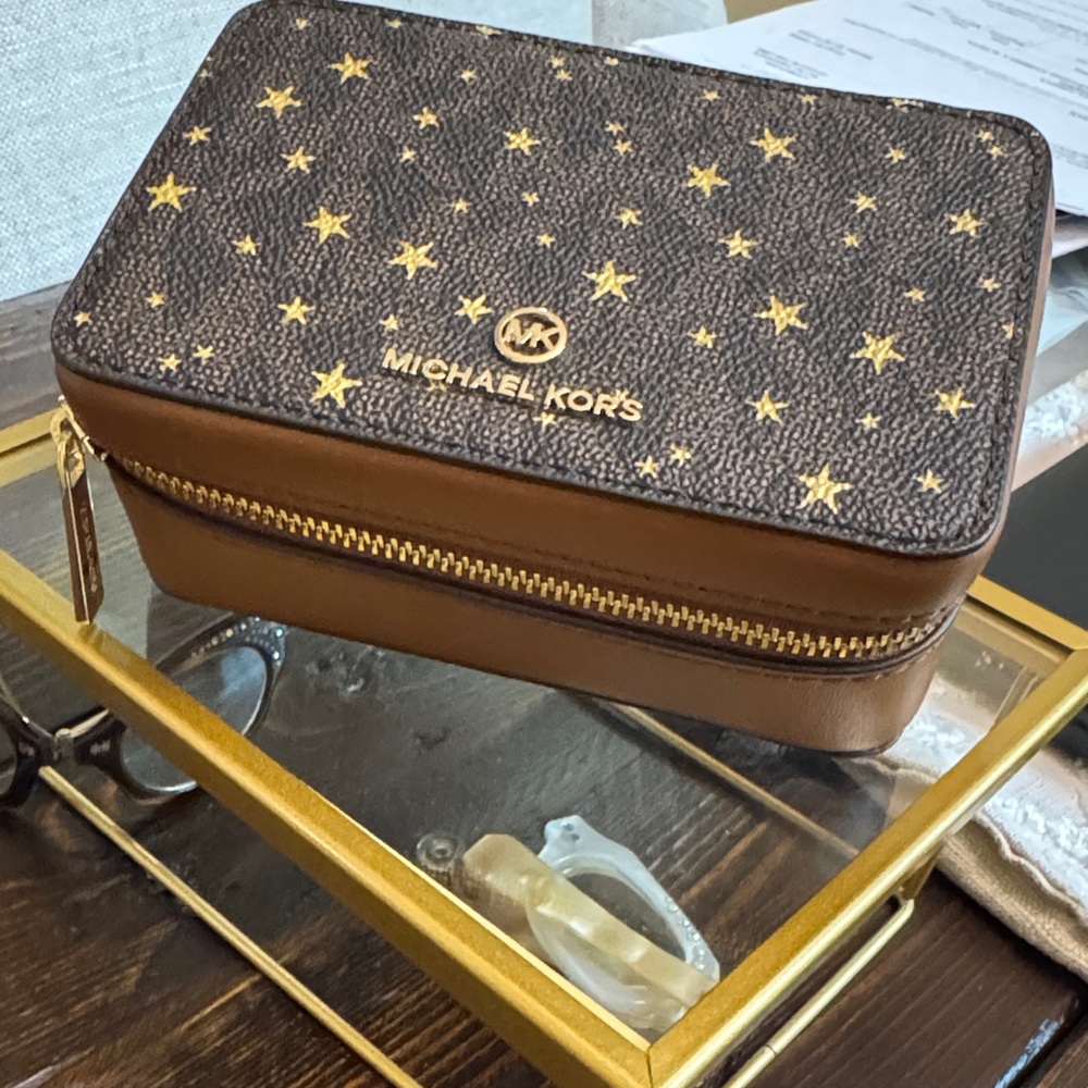 Michael Kors Brown and Gold Star Case
